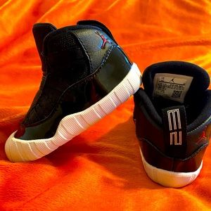SOLD—— Jordan 11 Crib Bootie 4C